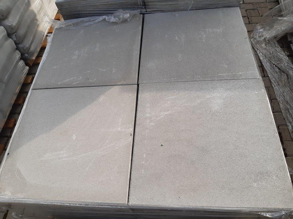 BASE PREFABBRICATA IN CEMENTO